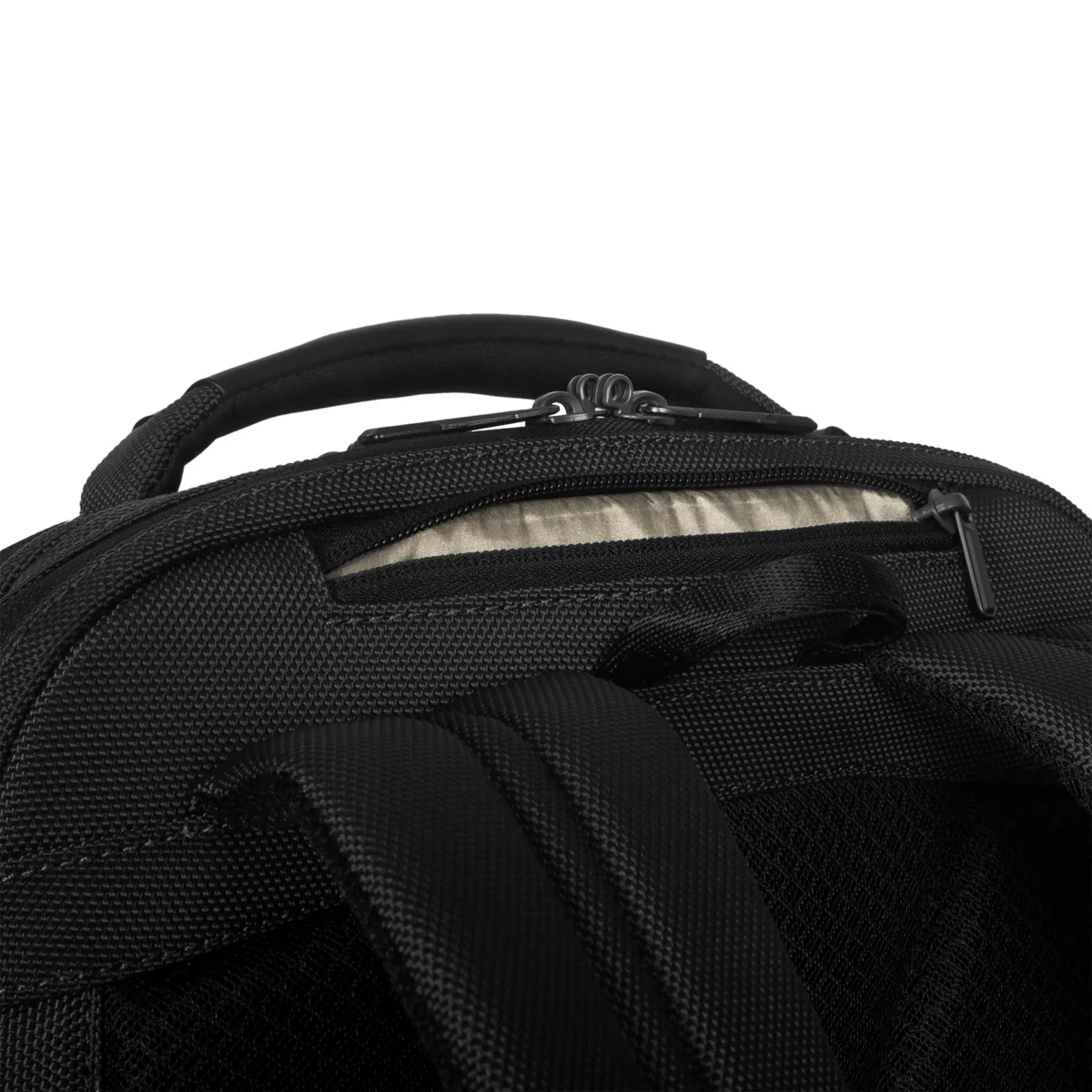 15-16” HeritageLuxe Backpack, Black - Image 7