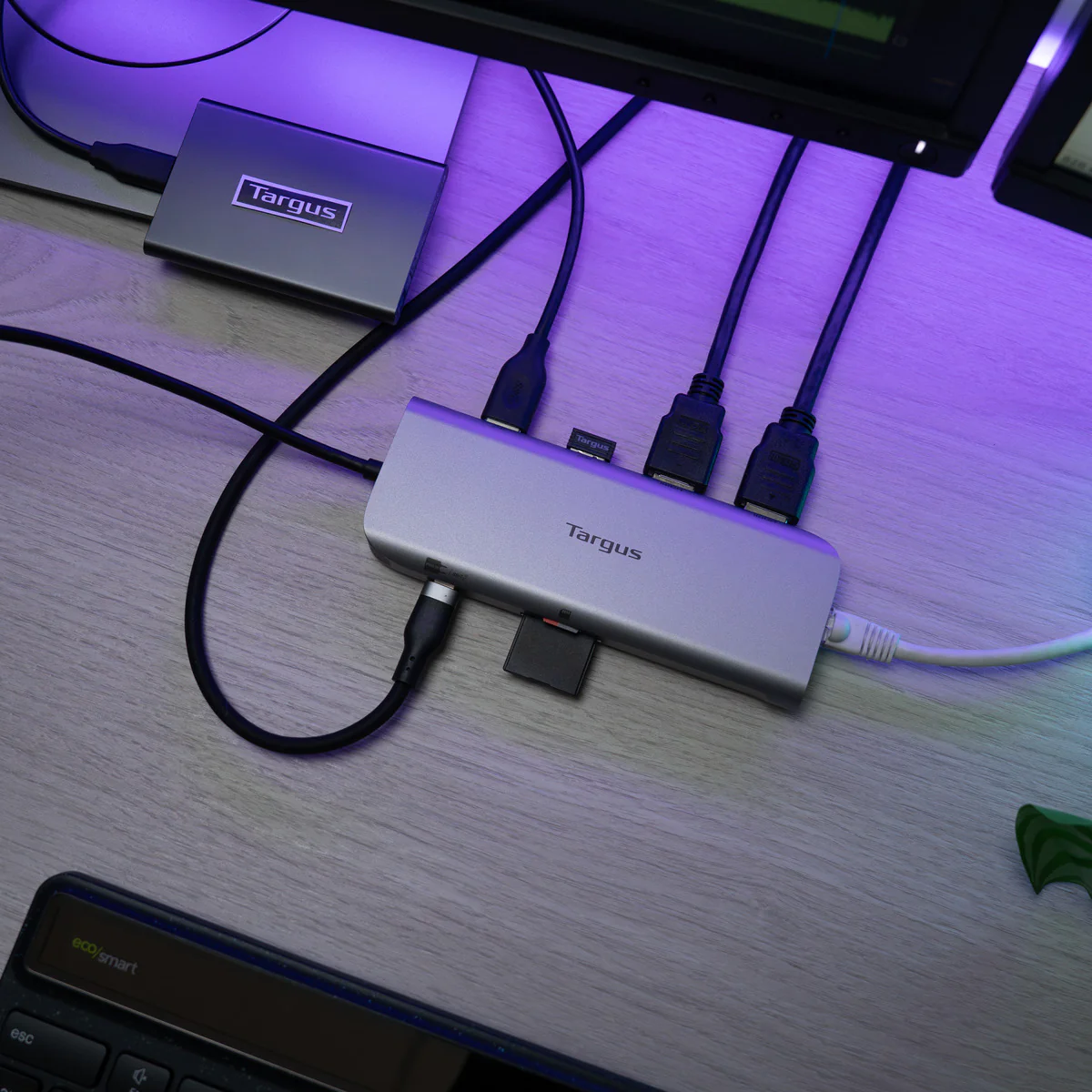 Dual Video Mobile Dock with 140W EPR Pass-Thru & SD Reader - Image 10