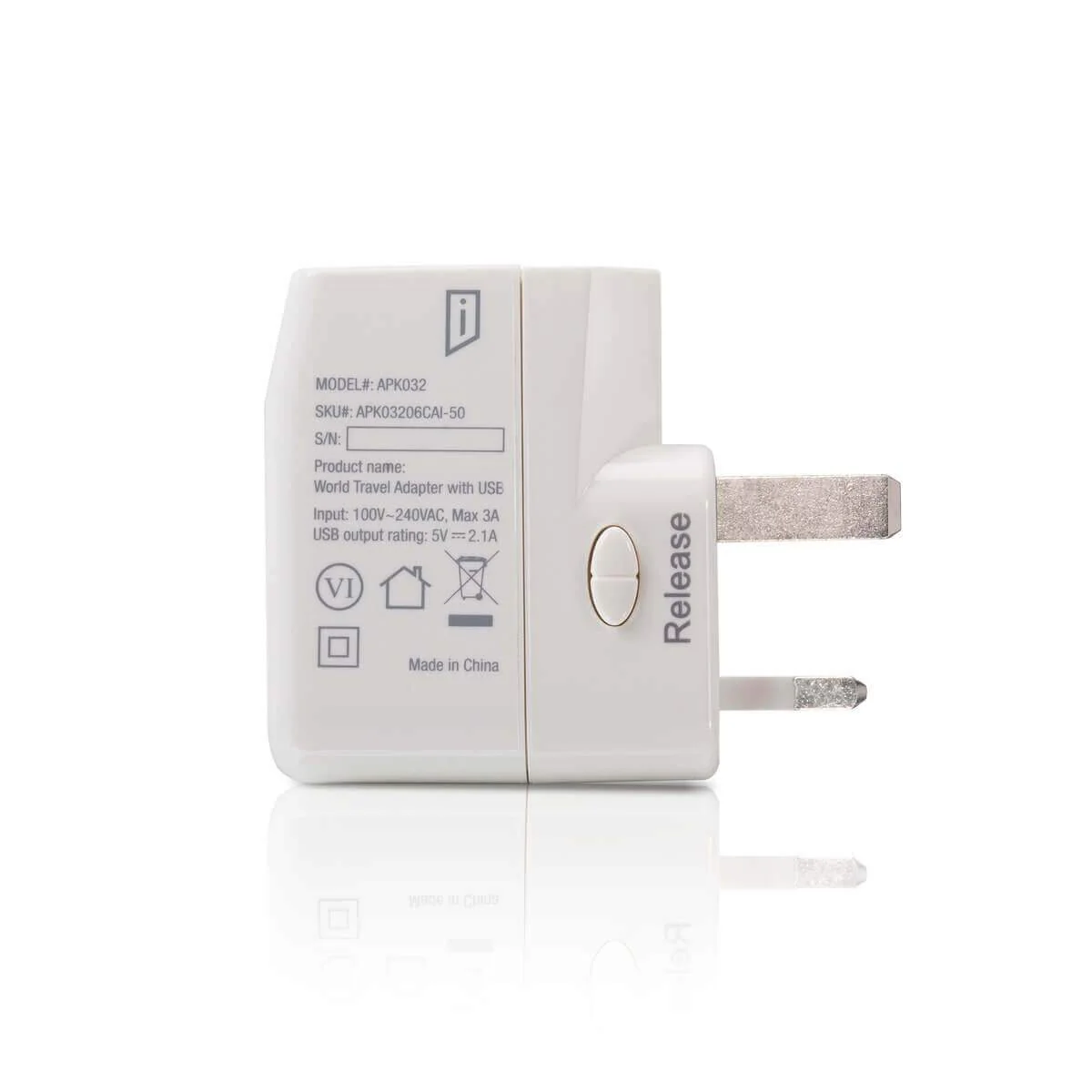 iStore World Travel Adapter with Dual USB Charging Ports - Image 3