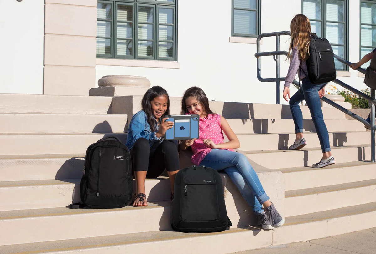 SafePort® Rugged Max Case for iPad Air & Pro 11″ - Image 10