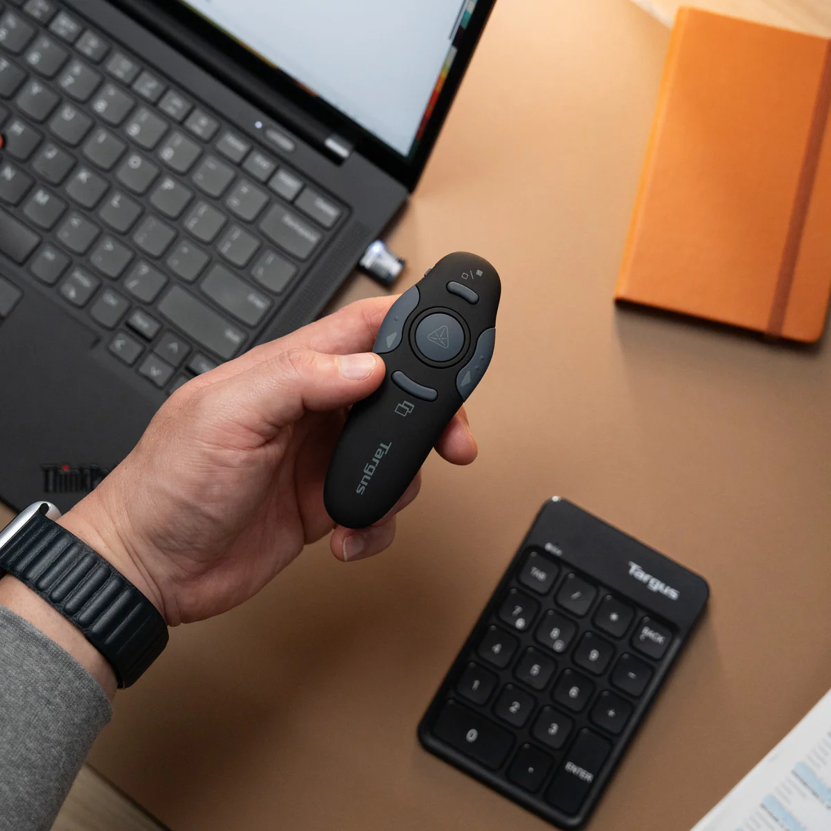 Wireless USB Presenter with Laser Pointer - Image 8